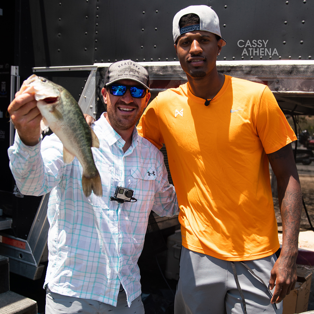 半场战报：克雷莫内塞0-0莱切（半场战况：克雷莫内塞与莱切互交白卷）