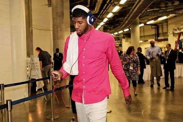 被与贝肯鲍尔比较？凯恩：我从小就喜欢防守，很享受铲球（被拿来与贝肯鲍尔相比较？凯恩：从小钟情防守，铲球让我很享受）