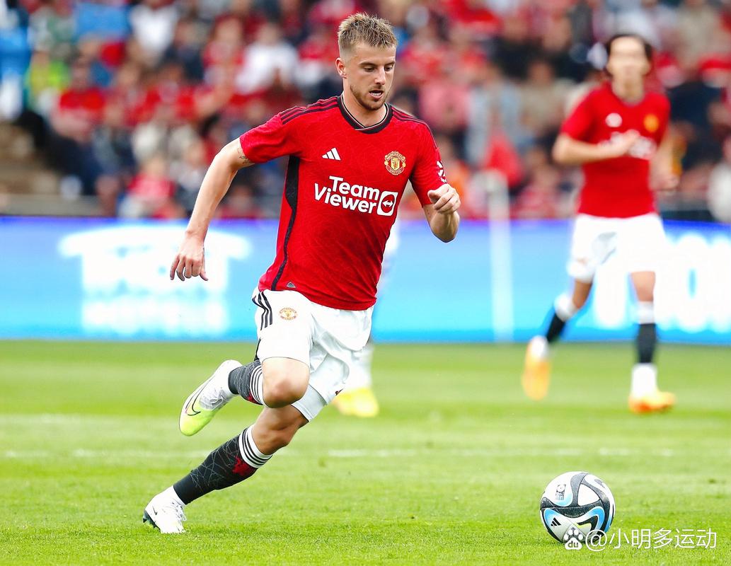 哈维-西蒙斯闪耀全场助热刺胜出获最佳球员（哈维-西蒙斯大放异彩助热刺取胜 荣膺全场最佳）