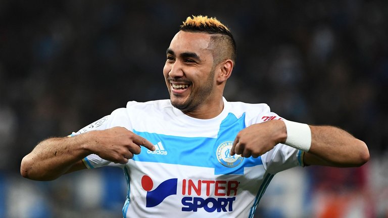 雷霆赛季挑战：三连败中的坚韧与希望（雷霆遭遇三连败：逆境中的韧性与曙光）