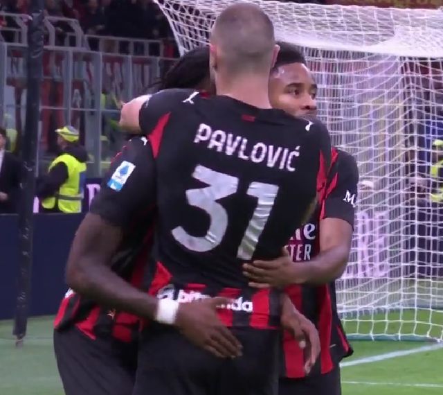 万宁女子高尔夫球公开赛任怡嘉夺冠（任怡嘉问鼎万宁女子高尔夫球公开赛）