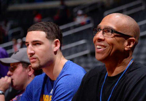 官方：足协杯决赛将于11月6日10：58开票，最低票价180元（足协杯决赛票务官宣：11月6日10：58开售，最低180元起）