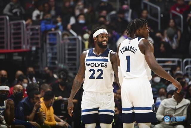 若日尼奥代表弗拉门戈赢下南美解放者杯，生涯再添重要冠军（弗拉门戈问鼎南美解放者杯，若日尼奥生涯再添重磅冠军）