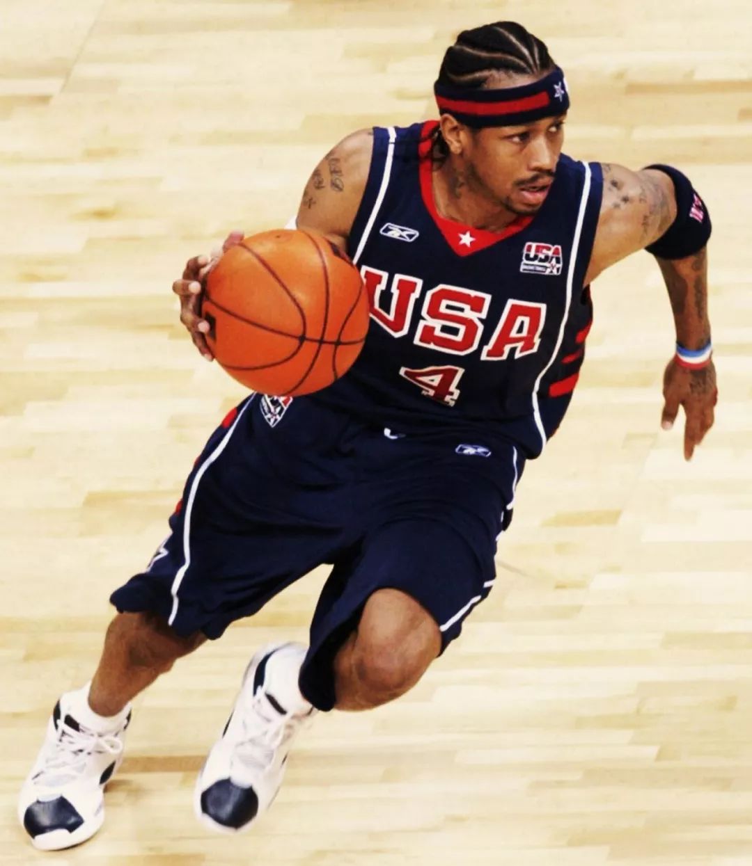 意媒：小法以后留在意甲可能性不大，大概率会前往巴萨或曼城（意媒：小法意甲前景不乐观，或转投巴萨或曼城）