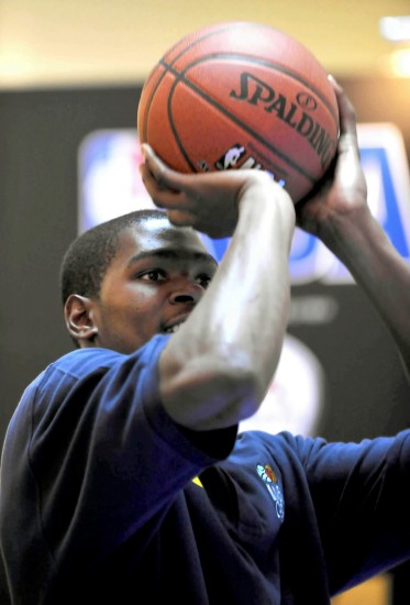 摩根公布C罗最新专访数据：全平台播放量达1.65亿次（摩根：C罗最新专访全网播放量已达1.65亿）