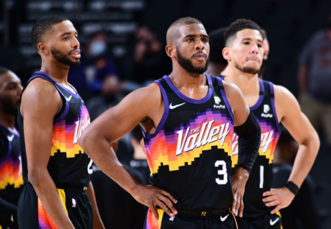 记录报：中国与日本的俱乐部关注葡超中场林肯；身价350万欧（记录报：中日俱乐部有意葡超中场林肯，身价约350万欧元）