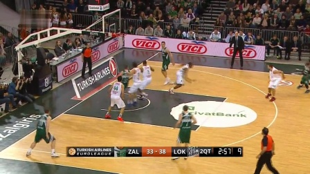 云达不莱梅2-1逆转沃尔夫斯堡，姆班古拉、斯特奇建功（云达不莱梅2-1翻盘沃尔夫斯堡，姆班古拉与斯特奇先后破门）