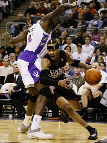 有惊无险！骑士末节保持韧性，米切尔带队完成17分大逆转（险中取胜！骑士末节韧性爆发，米切尔率队上演17分大翻盘）