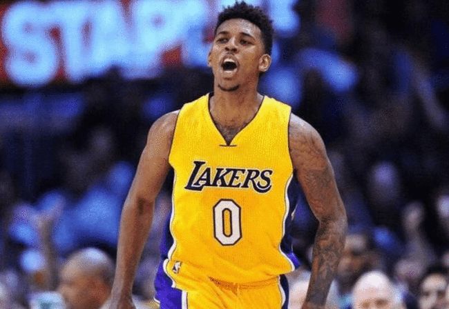 阿特卡梅庆祝生日获米兰祝福（阿特卡梅生日当天获米兰送上祝福）