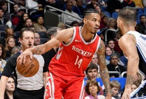 每体：巴尔韦德肌肉不适周三将接受检查，皇马右后卫捉襟见肘（每体：巴尔韦德肌肉不适将于周三接受检查，皇马右后卫位置告急）