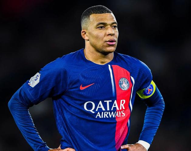 奥巴梅扬：自豪作为队长带枪手夺足总杯；后悔从巴萨去蓝军（奥巴梅扬：以队长之名率阿森纳加冕足总杯倍感荣耀；从巴萨转投切尔西成一大遗憾）